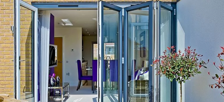 Commercial Door Glass Repair in Fort Lauderdale, FL