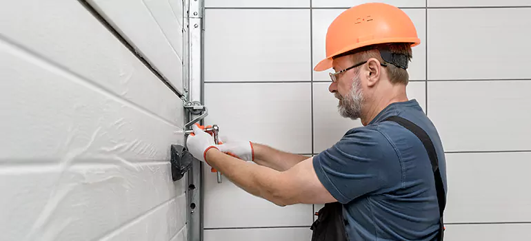 Garage Door Repair in Fort Lauderdale
